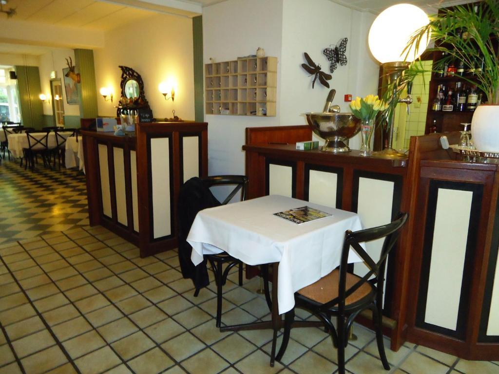 Hotel Boschlust Берген Екстериор снимка